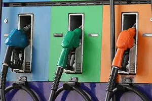 Россия столкнулась с дефицитом горючего. Это угрожает ее экономике – СВР