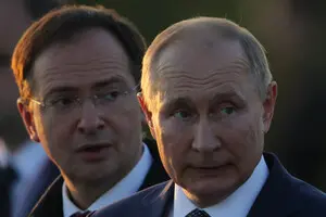 Із Черкащини ‒ у Кремль: ким є Володимир Мединський, якого Путін відправив на переговори з Україною