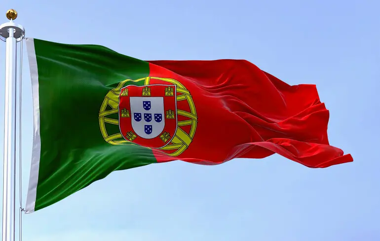 У Португалії на виборах лідирують правоцентристи – результати підрахунку