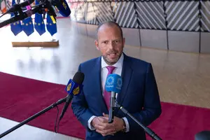 Министр обороны Бельгии подтвердил готовность своей страны отправить военных в Украину