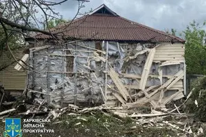 Россия нанесла удары по городу на Харьковщине: трое женщин пострадали