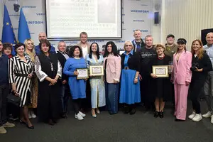 «Мати апостолів» нагородили дипломом «Книги рекордів України»: фільм зібрав найбільше нагород