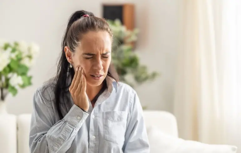 Чому зуби болять і чутливі до температури — наукове пояснення