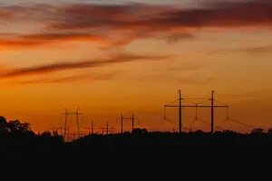 Глава Energy Community требует от Украины увеличить тарифы в интересах облэнерго российского олигарха Бабакова