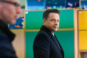 Кандидат в президенты Польши Тшасковский не подписал декларацию с Менценом. В частности не согласился с вопросом о вступлении Украины в НАТО