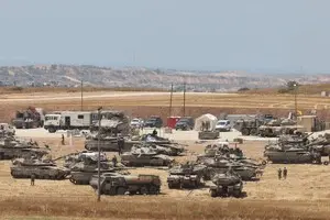 Военные Израиля стремятся захватить 75% территории Газы за два месяца — Bloomberg