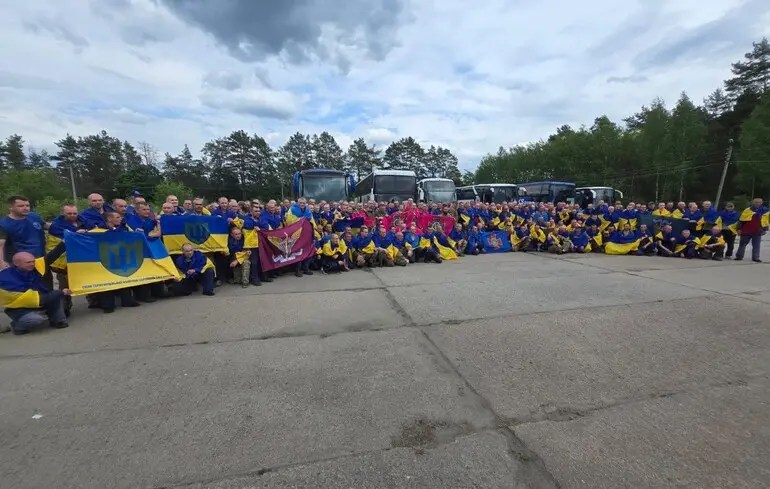 Україна під час обміну «1000 на 1000» повернула з полону 175 оборонців Маріупольського гарнізону