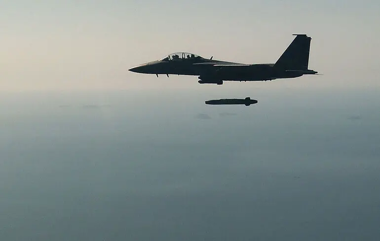 Руйнує бункери та летить на 500 кілометрів: характеристики ракет Taurus, які імовірно отримає Україна