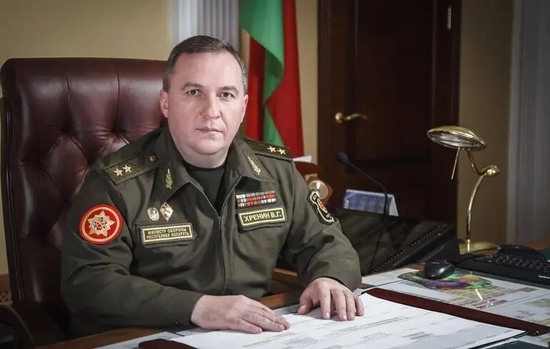 Беларусь утверждает, что перенесет военные учения подальше от границы