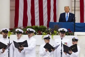 Трамп, ймовірно, хоче поділити світ на сфери впливу із Росією та Китаєм – NYT