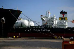 Украина готовится получать американский газ по новому маршруту