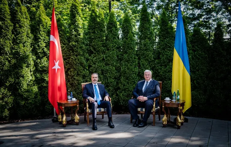 Или мы закроем глаза, или достигнем мира в течение года – Фидан