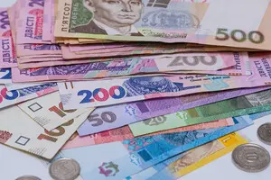 Випускники медичних вишів отримають виплату в 200 тисяч гривень — Шмигаль