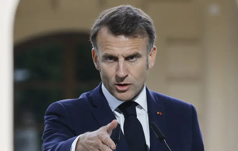 Макрон закликав США запровадити санкції проти РФ, заявивши про “тест на довіру для американців”