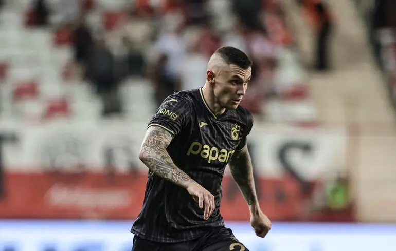 Украинский футболист отметился курьезным голом в заключительном матче сезона в Турции