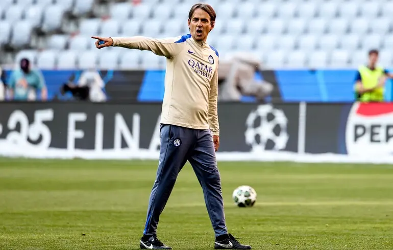 Главный тренер 