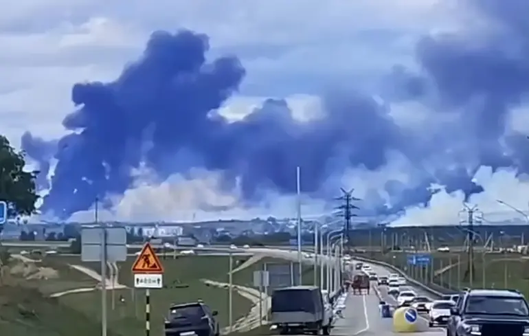 Последствия атаки дронов по авиабазе "Белая" в Иркутской области РФ / 1 июня 2025 года