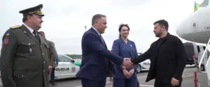 Зеленский прибыл в Вильнюс, где примет участие в саммите стран Бухарестской девятки