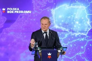 СМИ: Туск готовится вынести на рассмотрение парламента вопрос о вотуме доверия правительству
