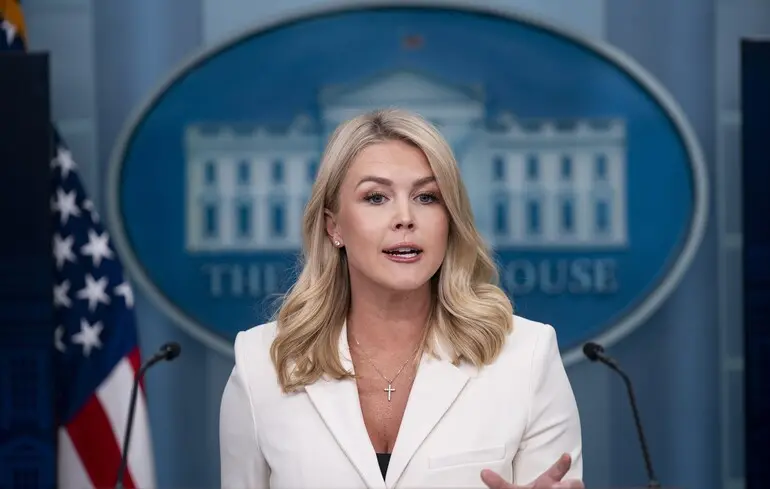 Трамп оставляет введение санкций в отношении России 