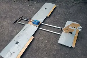 Россияне атаковали дроном «Молния» один из районов Харькова: есть пострадавший