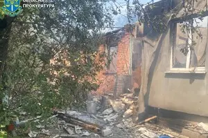 Россия два раза нанесла удары по одному из районов Харьковской области: пострадали женщины