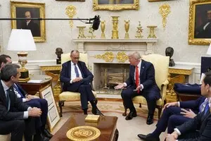 Мерц не смог убедить Трампа в необходимости предоставления помощи Украине — NYT