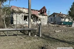 В Харьковской области авиабомба попала в дом: погиб мужчина, его сын пострадал