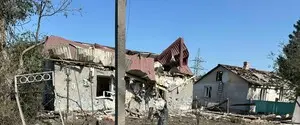 В Харьковской области авиабомба попала в дом: погиб мужчина, его сын пострадал