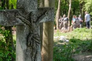МИД анонсировал продолжение эксгумации. На этот раз в Польше