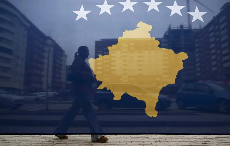 Косово готово принимать мигрантов, депортированных из США — Bloomberg