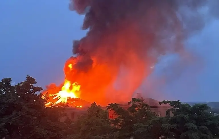 У Харкові загорівся ТЦК: що відомо