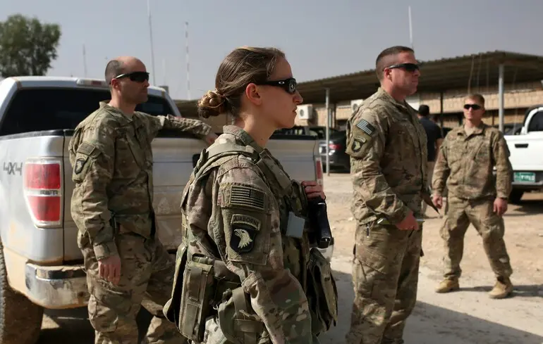 США починають евакуацію персоналу з Близького Сходу