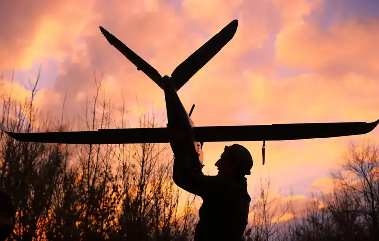 У Генштабі підтвердили удар ЗСУ по пороховому заводу та складу аеродрому 