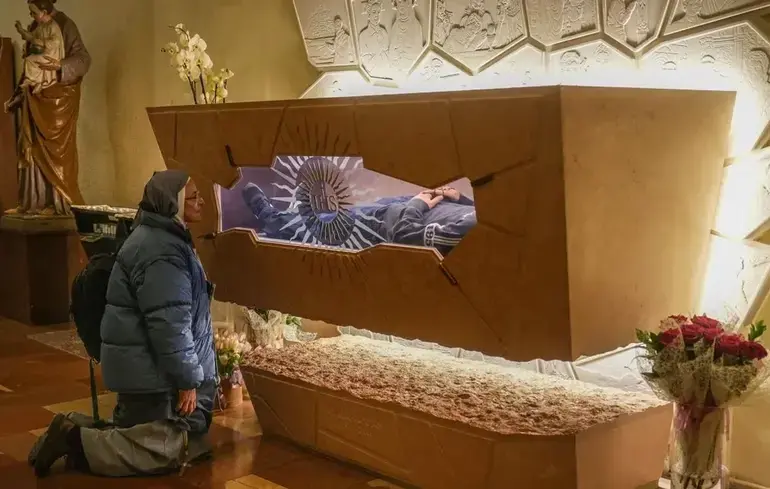 15-летний итальянский подросток, умерший от лейкемии, будет канонизирован католической церковью