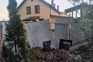На Киев летели почти две сотни дронов и более десятка ракет, а в области пострадала женщина