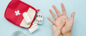 Аптечка в путешествие: какие лекарства брать с собой