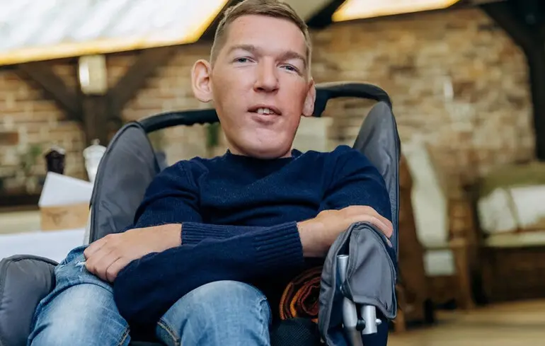 Зеленский прокомментировал скандал со сборами на лечение Назария Гусакова: продолжается расследование