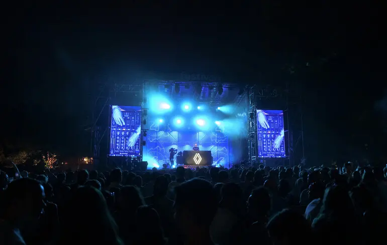 Виступ гурту Cassius.