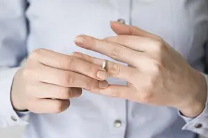 Розлучення в Україні і за кордоном: як це відбувається під час воєнного стану