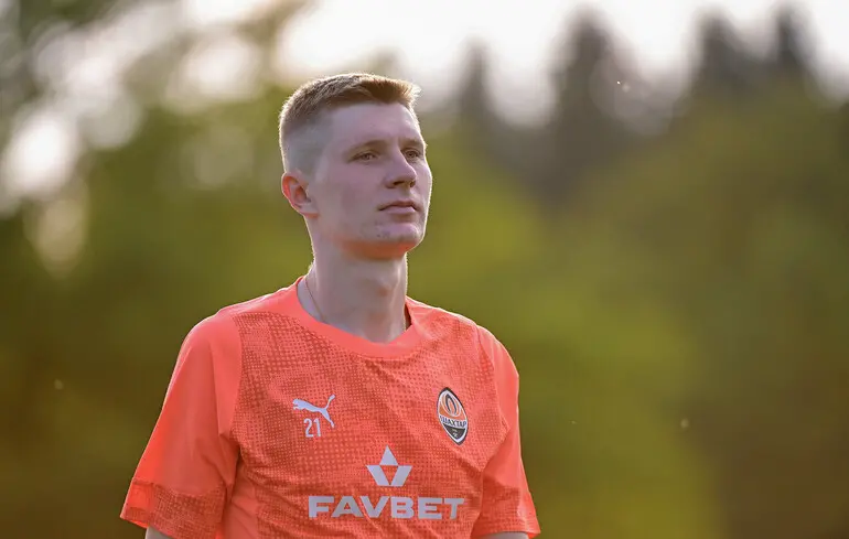 Артем Бондаренко