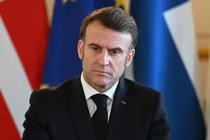 Макрон после разговора с Путиным позвонил Зеленскому — СМИ