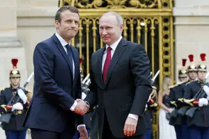 Макрон подтвердил отказ Путина от прекращения огня — ЦПД