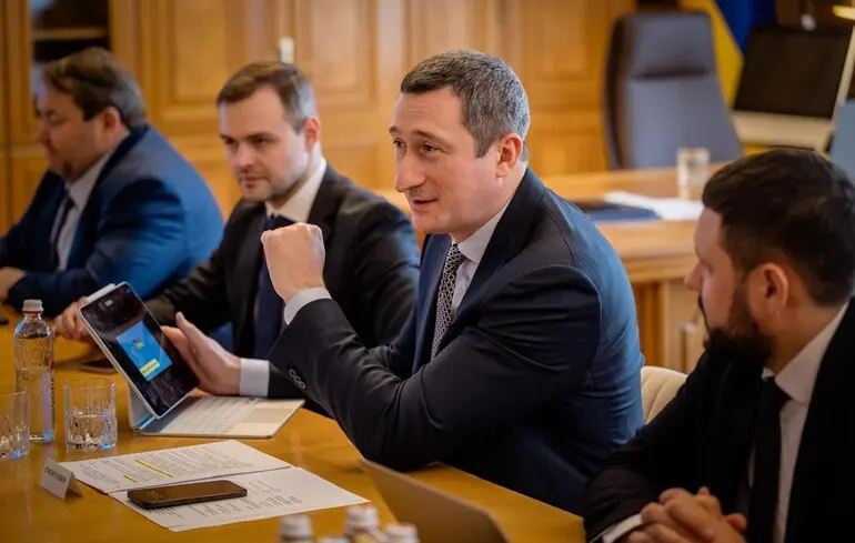 Чернишов прокоментував можливе розформування Міннацʼєдності