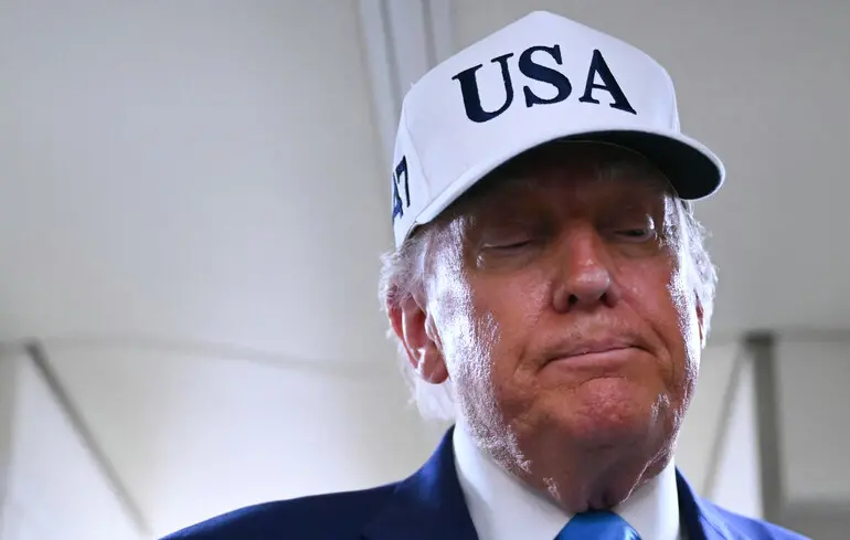 Трамп заявив, що розчарований розмовою з Путіним