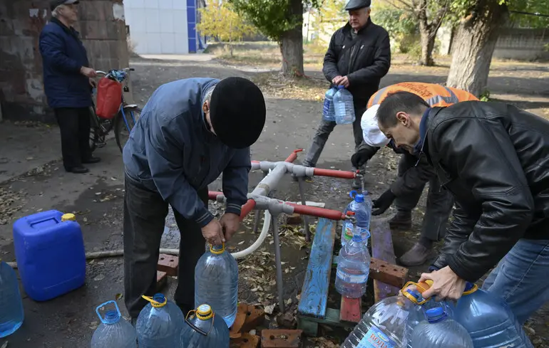 Израиль одобрил пакет гуманитарной помощи Украине, направленный на обеспечение доступа к питьевой воде — The Times of Israel