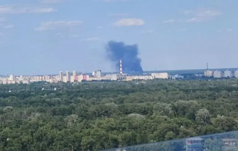В Киеве неподалеку ТЭЦ прогремел взрыв: что известно