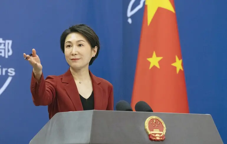 Пекін заперечує інцидент з наведенням лазеру на літак Німеччини