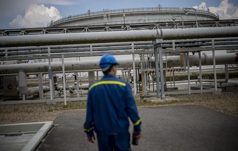 В Венгрии предлагают заменить российскую нефть поставками через Одессу