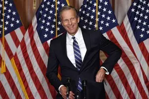 Сенатор Тун рассказал, когда могут принять законопроект об антироссийских санкциях